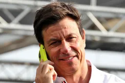 Toto Wolff de Mercedes, muy contento: "Nos sacudió y seguimos adelante"