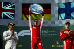 Vettel teleurgesteld dat Grid Girls zijn verdwenen