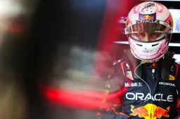 Horner protects Lawson, but refuses to give him a guarantee