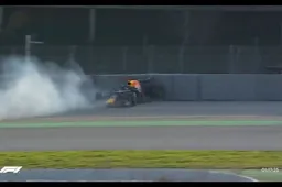 Pierre Gasly crasht zijn RB15 in de muur!