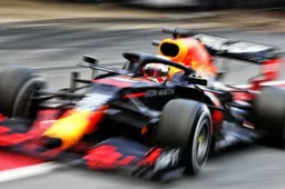 WATCH | Max Verstappen drives a virtual lap of the Australian GP