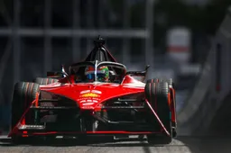 Rowland wird für das FE-Team Nissan fahren, De Vries geht leer aus