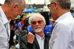 F1 Today | Ecclestone pummels Hamilton, Verstappen makes Super Bowl jibe