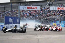 Wereldtitel voor De Vries, zege voor Nato na bizarre ontknoping Formule E-seizoen