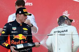 Hamilton over toekomstig duel met Verstappen: "Ik heb twaalf jaar voorsprong"