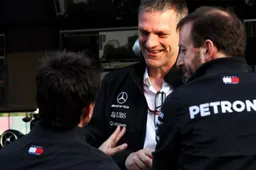 Allison legt uit: 'Daarom zat Hamilton ineens zo dicht op Vettel na pitstop'