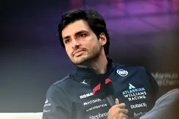 Red Bull gave Sainz ultimatum: 'I had to win or I wouldn't have a place in F1'