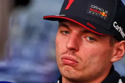 Video | Verstappen noteert snelste ronde in VT1 Oostenrijk