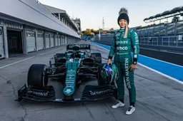Jessica Hawkins erhält eine Chance von Aston Martin: F1-Test in Ungarn durchgeführt