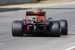 Nieuwe auto van Verstappen gebaseerd op die van vorig jaar