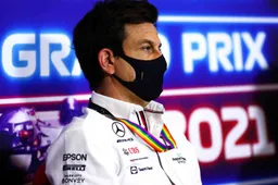 Wolff grins after qualifying: "The empire strikes back"