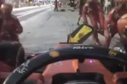 Ferrari gaat de mist in bij dubbele pitstop
