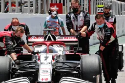 Raikkonen not bothered by full F1 calendar: "I go home in between races"