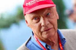 Doctor reports "Mr Lauda was kept alive only by a pump"