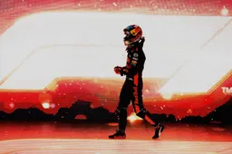 "Ricciardo moet alleen Hulkenberg verslaan en maakt in 2020 weer kans bij Ferrari"