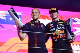 Elogi per Verstappen: "In situazioni difficili Max non ha fallito"".