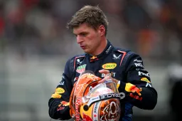 Verstappen doit se présenter aux commissaires après l'incident avec Zhou