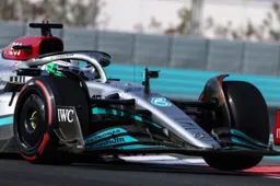 Mercedes moet hard werken voor terugkeer: 'Makkelijker voor Verstappen'