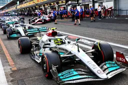 Mercedes baalt: 'De achterstand op Ferrari en Red Bull is enorm'