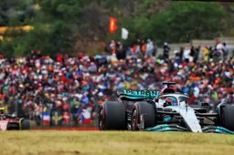 Mercedes advierte que entra en otra fase con el equipo