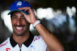 Ricciardo hat 'häufigen' Kontakt mit Red Bull, hat er einen Vorteil?