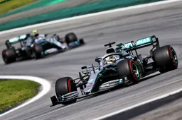 Bottas en Hamilton geven Mercedes hoge cijfers: "Maar vermogen moet beter"