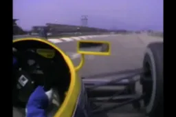 Throwback video: Beautiful on-board with Patrese's V10 Williams in 1989!