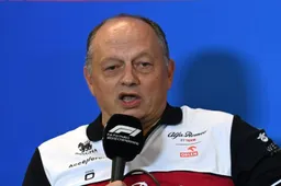 Vasseur über die Beziehung zu Leclerc: "Es hat nicht geholfen"