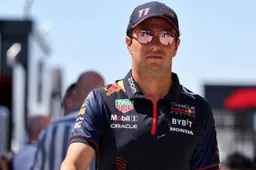 Pérez comenta sobre a chegada de Ricciardo: "Isso não muda nada"