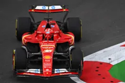 Leclerc lidera TL2 que indica intenso duelo na classificação em Baku