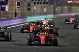 Verstappen wenst volgers fijn paasweekend: 'Ik zal hier wachten'