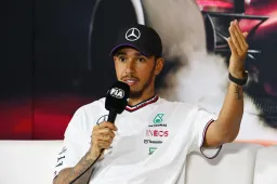 Hamilton se encoge de hombros tras la Q1 en China: "Cosas que pasan"