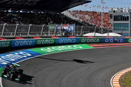 Mercedes met vraagtekens na achterstand op Red Bull in specifieke bocht