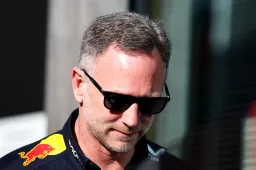 Horner saluta Ricciardo: "Sei stato più di un pilota".