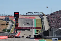 Start GP Verenigde Staten: Verstappen goed weg, schade voor Vettel en Albon