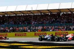 'It caused a b*tchfight between Horner and Wolff'