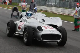 GPBlog's Top 50 drivers in 50 days - #5 - Juan Manuel Fangio