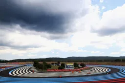 Regen voor de kwalificatie en race van de Grand Prix van Frankrijk