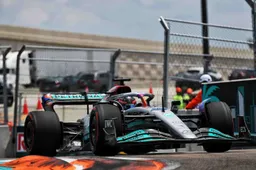 Brundle over Mercedes: "Hebben vanochtend de plank flink misgeslagen"
