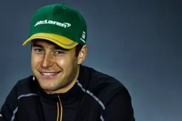 Magnussen on Vandoorne: "Circumtances a bit sh*t for him"