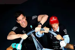 Mercedes verwacht niet dat Vettel de strijd zal opgeven