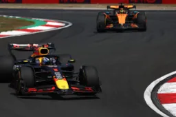 Uitslag kwalificatie China | Piastri pakt pole, Verstappen P4