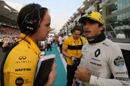 Sainz aiming to take McLaren back to the top