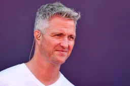 Schumacher angry at security in Miami: 'I was brutally pushed over'