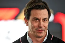 Toto Wolff kiest zijn favoriete teambaas (en het is niet Christian Horner)!