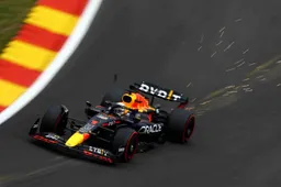 No penalty for Verstappen after 'ignoring yellow flag' in FP3