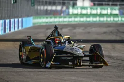 Na Frijns is ook deze coureur klaar met Formule E: 'Het is echt vreselijk'
