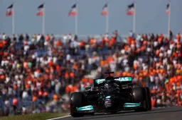 Mercedes customer teams warned after Hamilton's problems