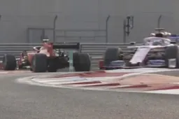 Vettel en Perez doen Bottas en Grosjean na: touché met spin tijdens testdag!