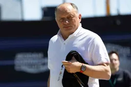 El jefe de equipo de Ferrari apunta al podio: "Si acabas segundo en clasificación...".
